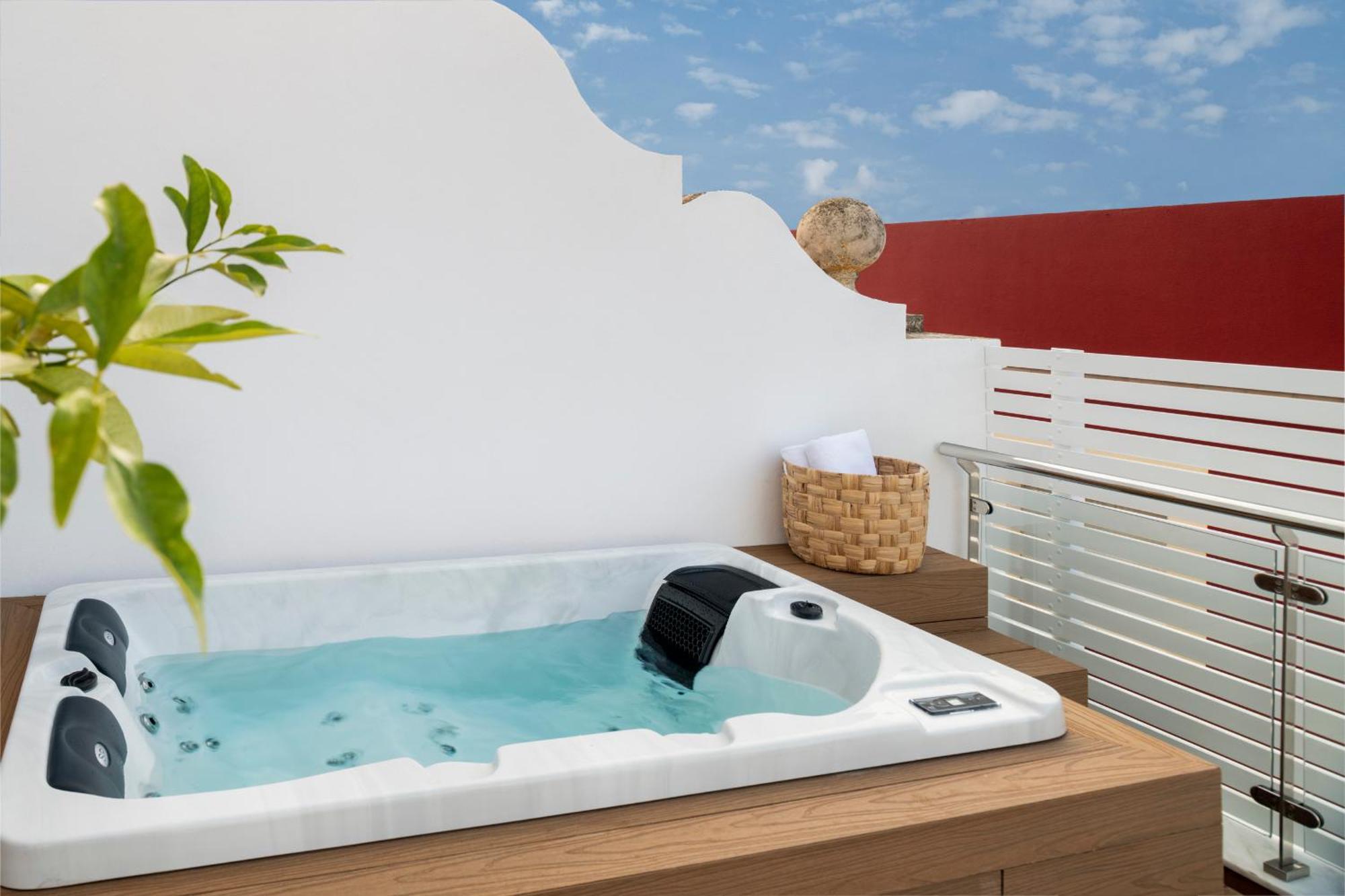 Magno Apartments Santa Clara - Private Terraces With Jacuzzi Seville Exterior photo